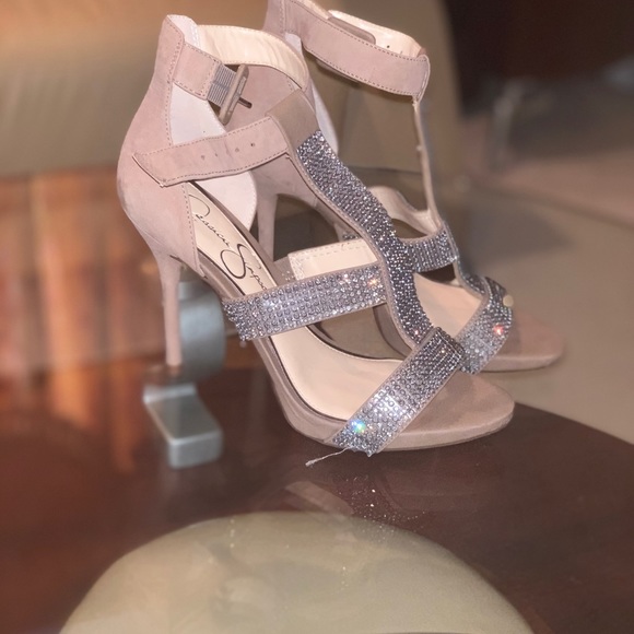 Jessica Simpson Heels - Picture 2 of 5